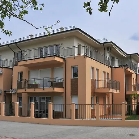 Zen Apartman Sunshine Zamárdi Exterior photo
